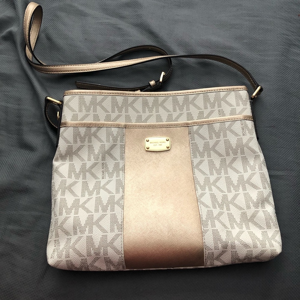 Michael Kors crossbody bag